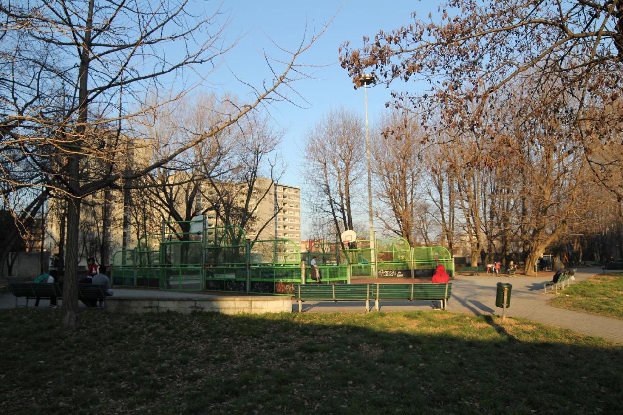 Milano: Accogliente Appartamento In Zona Comoda Buitenkant foto